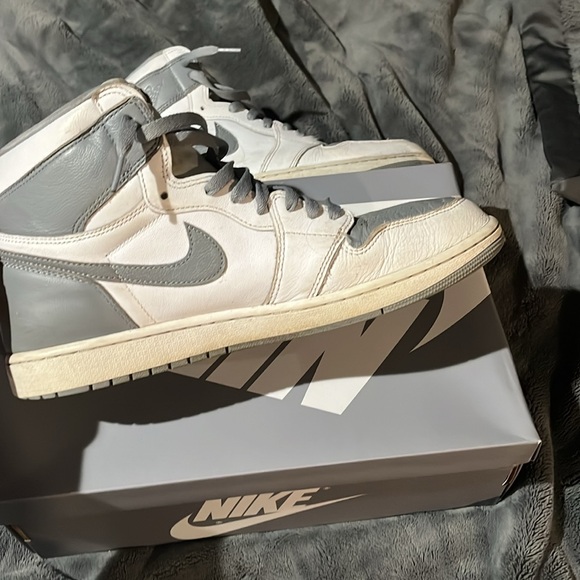 Nike Air Jordan 1 OG Stealth - Picture 3 of 5